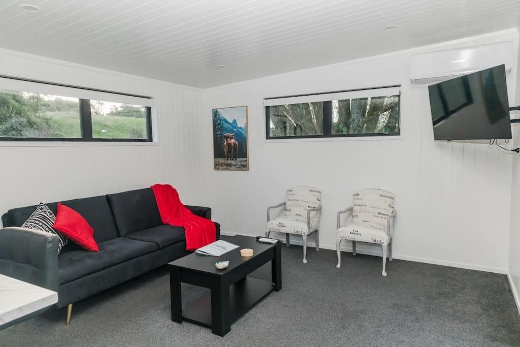 Appartement Bombay Hills Modern Retreat à Auckland Extérieur photo